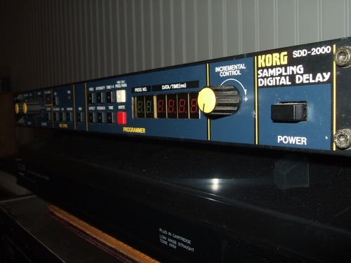 Korg SDD-2000 sampling digital delay